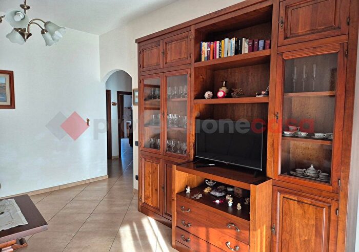 Appartamento quadrilocale in affitto in Scandicci