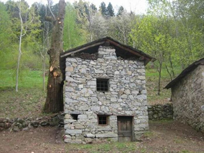 Casa quadrilocale in vendita in Ponte Di Legno