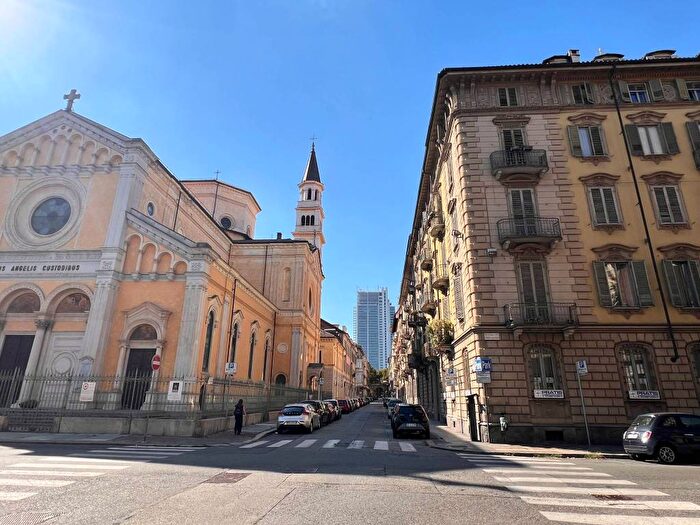 Casa bilocale in affitto in Via San Quintino, Cittadella, Torino
