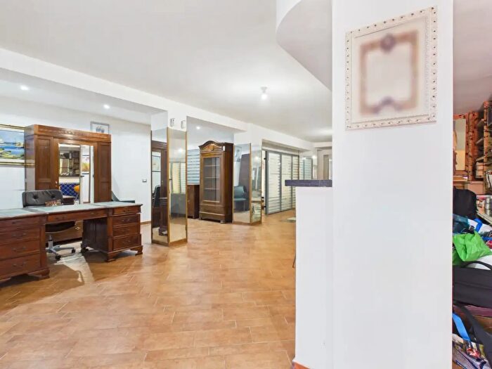 Appartamento quadrilocale in vendita in Via Bologna, Ardea