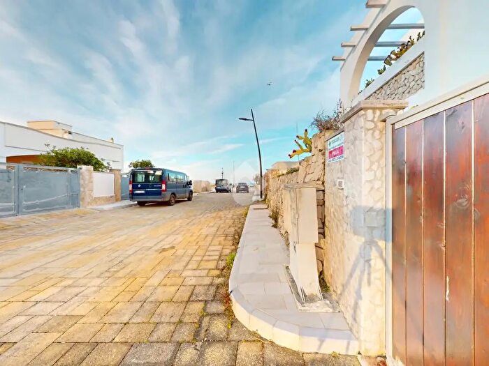 Casa trilocale in vendita in Via De Mitili, Torchiarolo