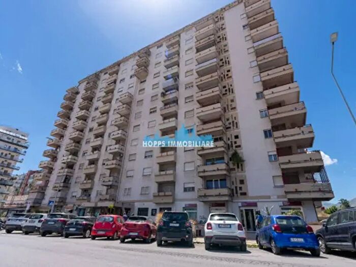 Appartamento con 5 locali in vendita in Via dei Nebrodi, Palermo
