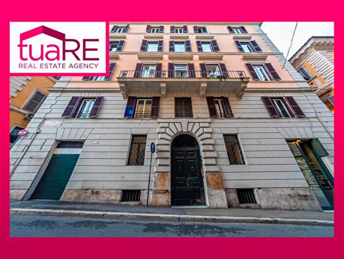 Appartamento quadrilocale in vendita in Via dAracoeli, Roma