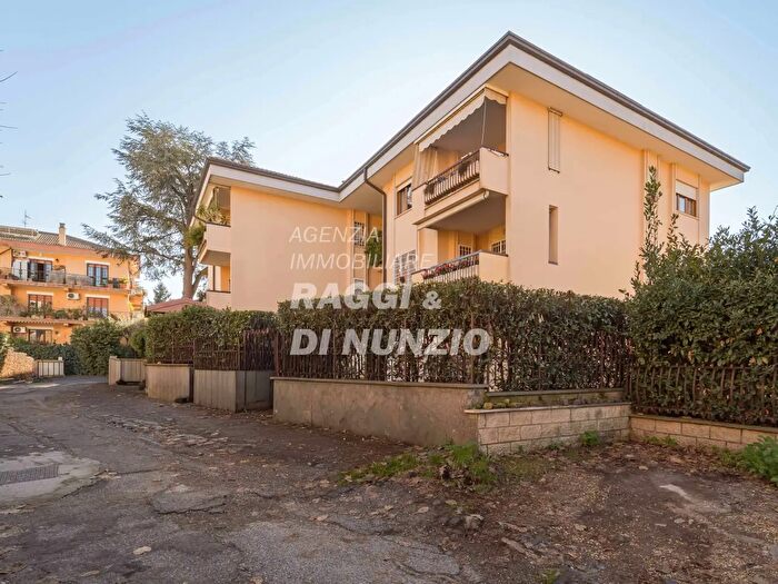 Appartamento bilocale in affitto in Grottaferrata
