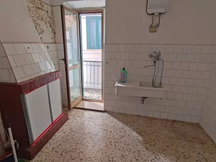 Appartamento bilocale in vendita in Piazza Dante Alighieri, Castel Madama
