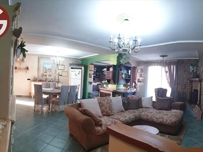 Appartamento trilocale in vendita in Taurianova