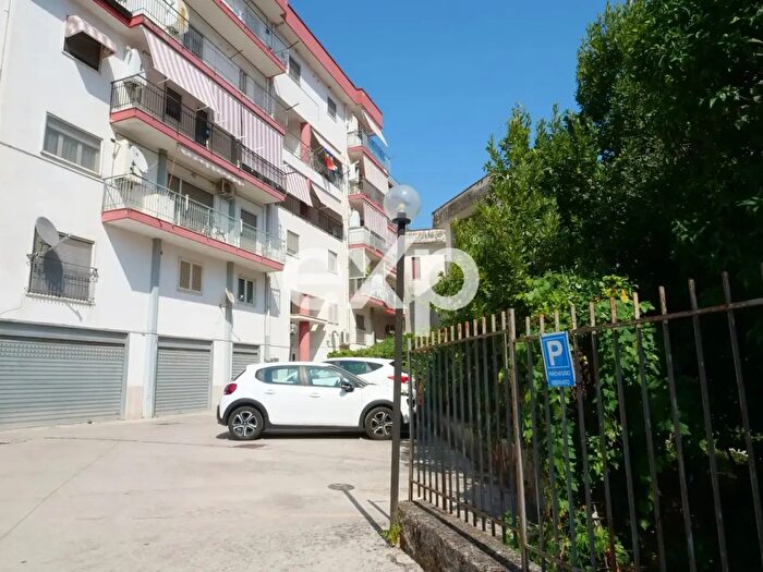 Appartamento trilocale in vendita in Via Annunziata, Eboli