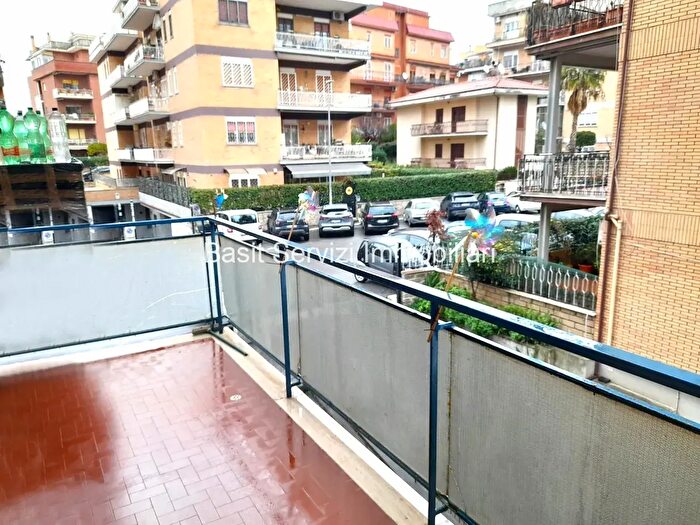 Appartamento bilocale in vendita in Via Vincenzo Vela, Roma