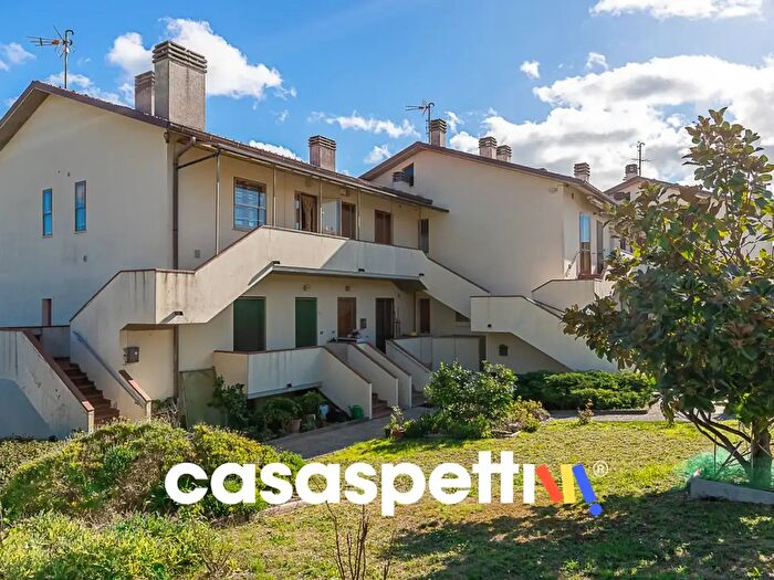 Appartamento trilocale in vendita in Via Monteplano, Belvedere Ostrense