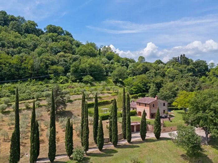 Casa in vendita in Sarteano