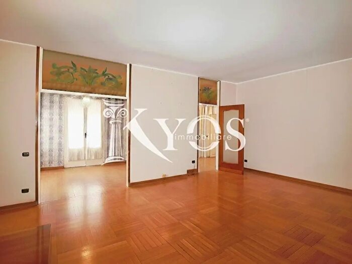 Appartamento quadrilocale in vendita in Via Mario Pagano a, Milano