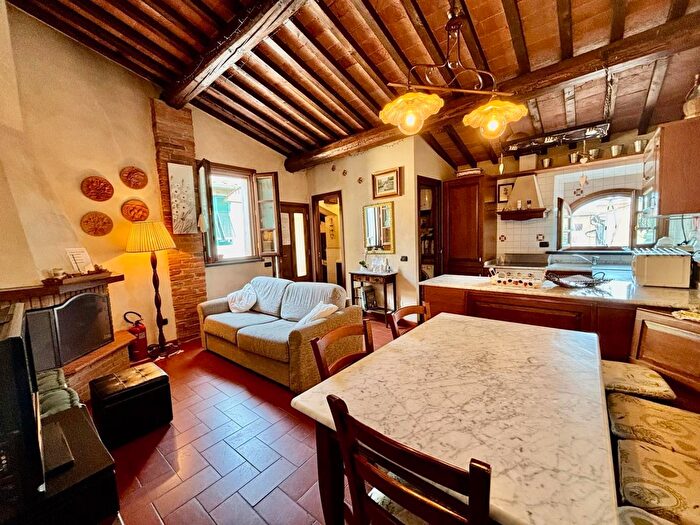 Appartamento trilocale in vendita in Palaia