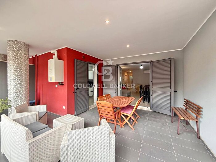 Appartamento trilocale in vendita in Via Padre Savarese, Andria