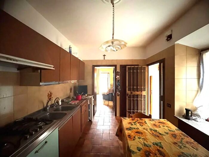 Appartamento con 6 locali in vendita in Brenna, Sovicille