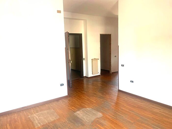 Appartamento con 5 locali in vendita in Viale Resistenza, Aulla