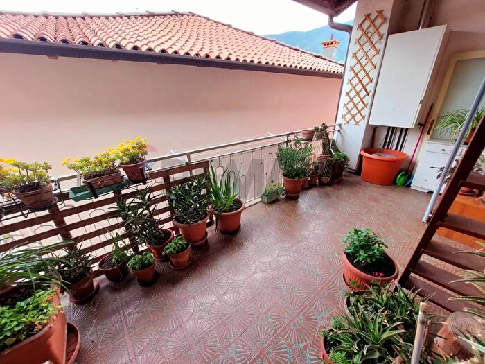 Casa trilocale in vendita in Endine Gaiano