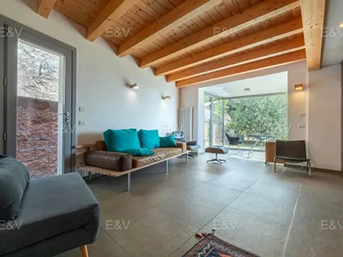 Appartamento con 5 locali in vendita in Via Luigi Pirandello, Corciano