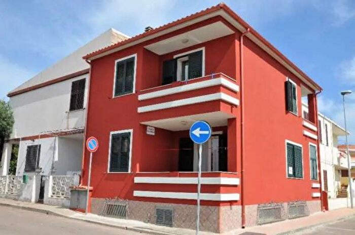 Casa con 6 locali in vendita in Via Luigi Galvani, Valledoria