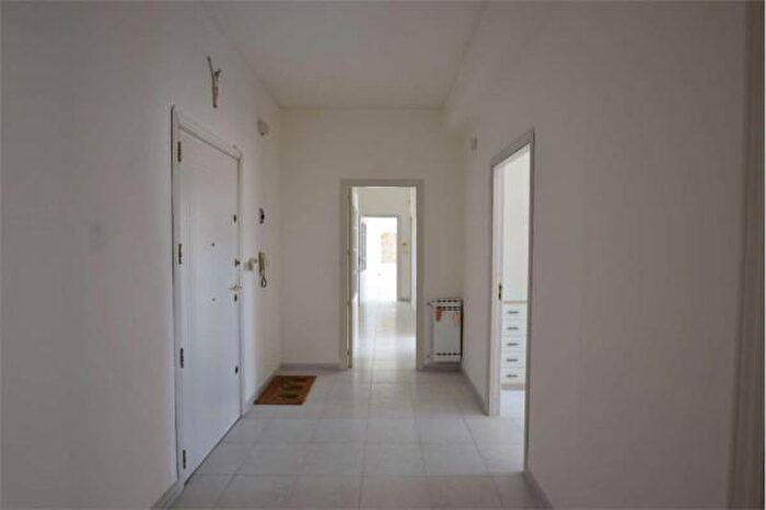 Appartamento trilocale in vendita in Via, Canicatti