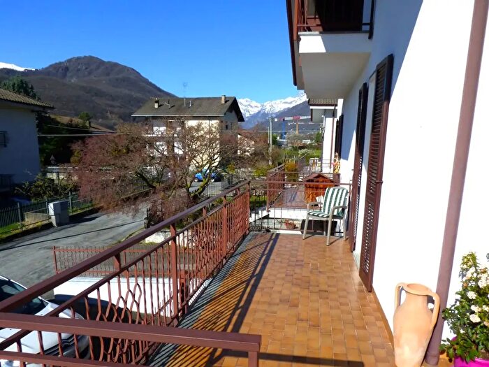 Case in Vendita e in Affitto - 2