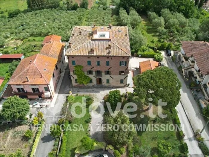 Appartamento quadrilocale in vendita in Via di Lucignano, Foiano Della Chiana