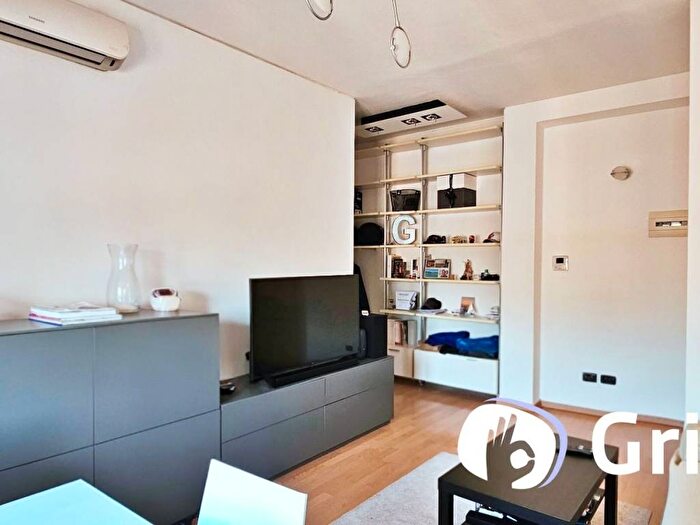 Appartamento bilocale in affitto in Via Giuseppe Meda, Ascanio Sforza, Milano