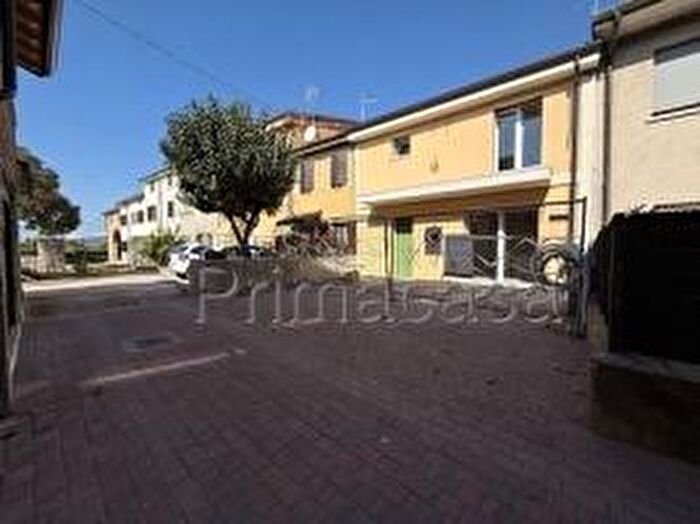 Casa con 5 locali in vendita in Via Roma, Lavagno