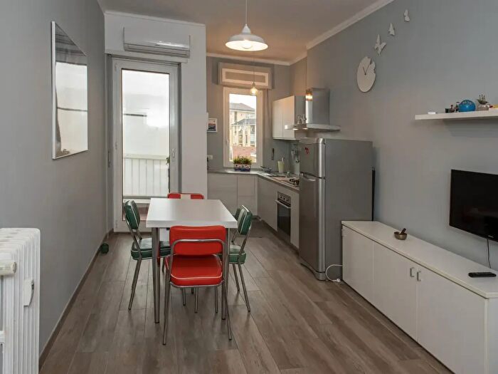 Appartamento bilocale in vendita in Via Fratelli Carando, Torino