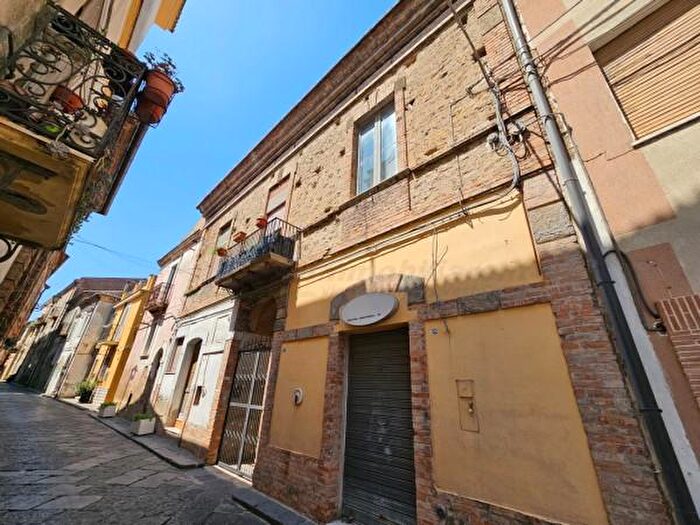 Casa in vendita in Via Guiscardo, Guglionesi