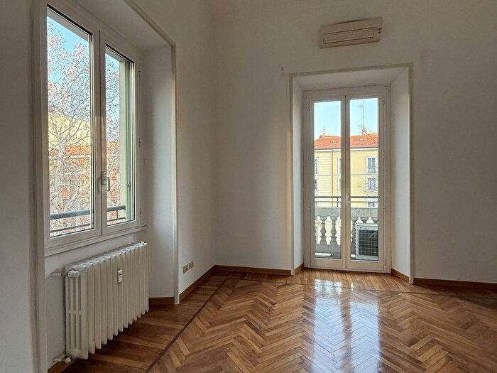 Appartamento bilocale in affitto in Via Bianca Maria, Piave Tricolore, Milano