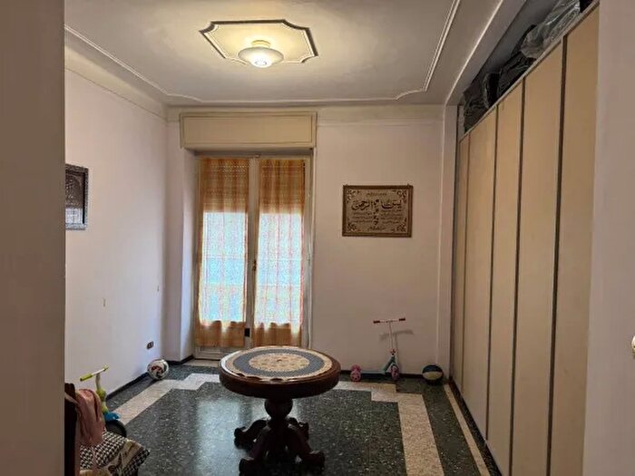 Appartamento quadrilocale in vendita in Via Trotti, Alessandria