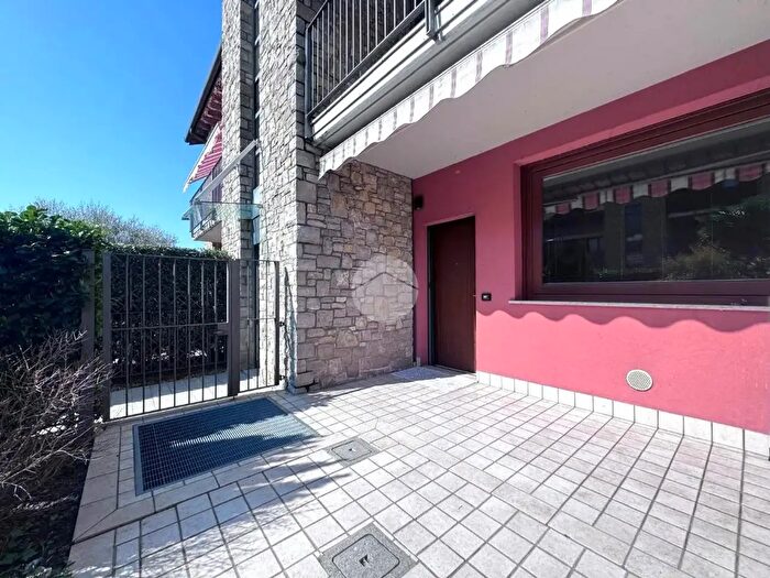 Appartamento bilocale in vendita in Via delle Foppe, Brusaporto