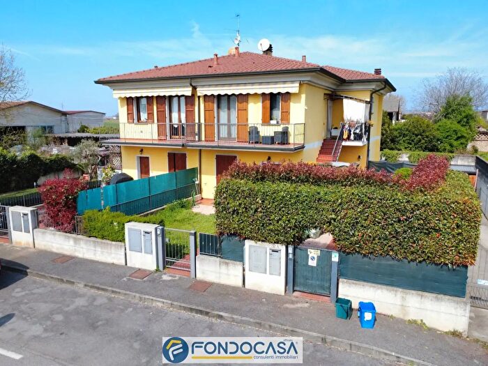 Appartamento trilocale in vendita in SantAndrea, Rovato