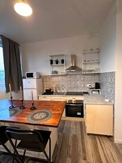 Appartamento monolocale in affitto in Via Cevedale, Dergano, Milano