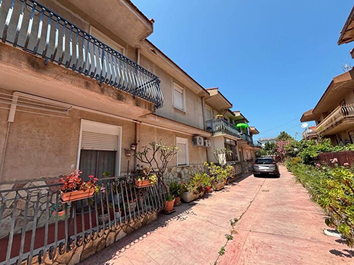 Appartamento con 5 locali in vendita in Palermo