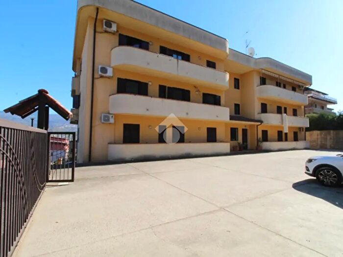 Appartamento quadrilocale in vendita in Via Cagliari, Montalto Uffugo