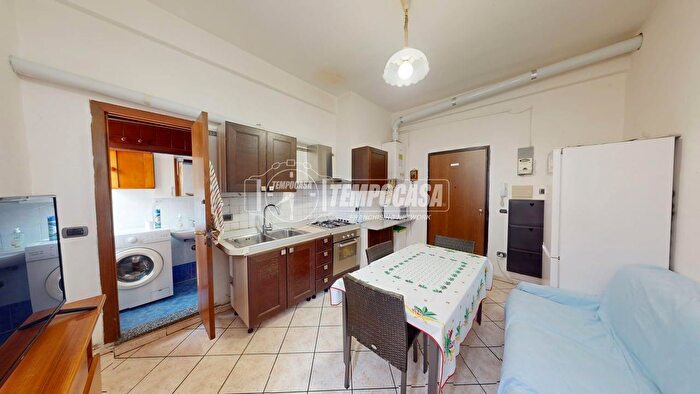 Appartamento bilocale in vendita in Via Pavia, Cesano Maderno