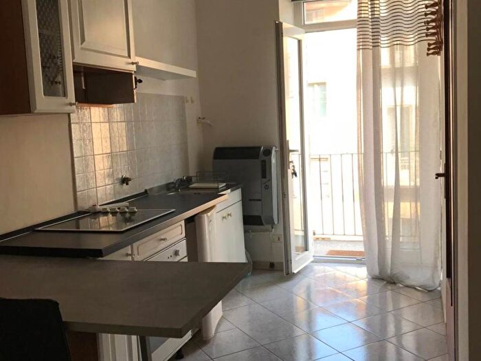 Appartamento monolocale in affitto in Via Magenta, Crocetta, Torino