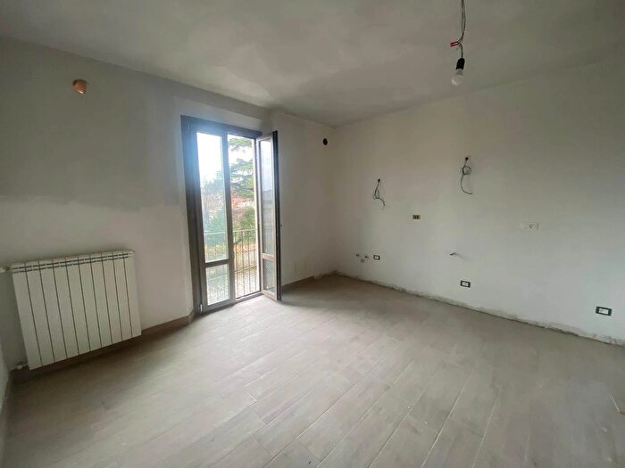 Appartamento con 5 locali in vendita in Via II Giugno a Certaldo Firenze, Certaldo