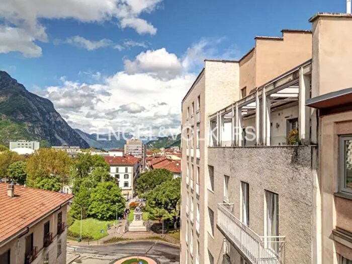 Appartamento quadrilocale in vendita in Corso Martiri della Liberazione, Lecco