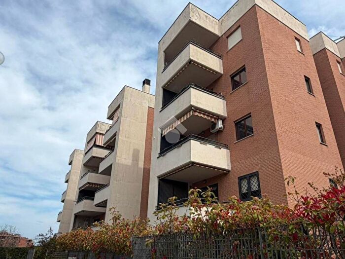 Appartamento bilocale in affitto in Via Raffaello Liberti, Ponte di Nona, Roma