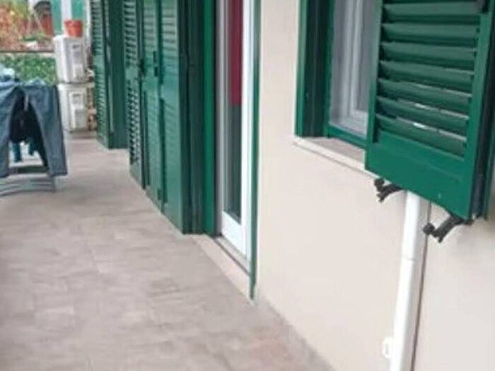 Appartamento trilocale in affitto in Via Coriolano, Fuorigrotta, Napoli