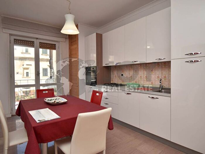 Appartamento bilocale in affitto in Viale Francesco Lo Re, Centro Storico, Lecce