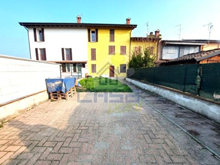 Appartamento con 5 locali in vendita in Ss Padana, Caorso