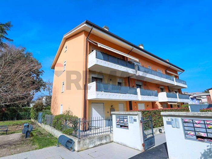 Appartamento quadrilocale in affitto in via Lazio, Sarmeola, Rubano