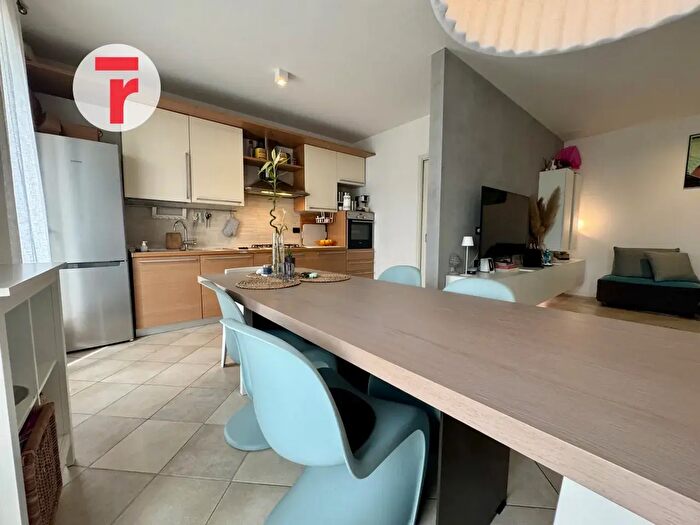 Appartamento con 5 locali in vendita in Via Volta, Campodarsego