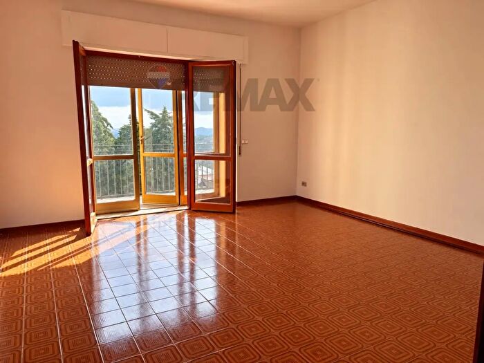 Appartamento quadrilocale in vendita in Via Frentana, Casoli