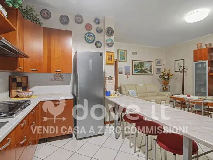 Appartamento trilocale in vendita in Via Piave, Lodi Vecchio