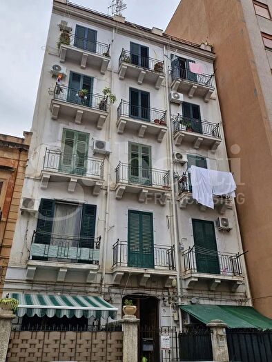 Appartamento quadrilocale in vendita in Via Ragusa Moleti, Palermo