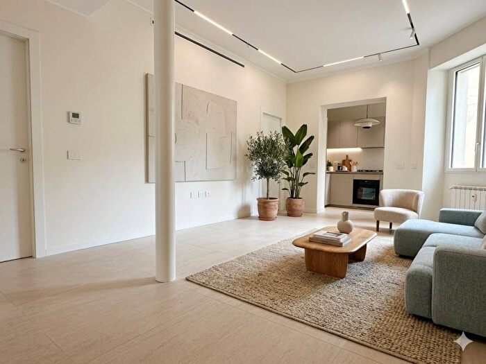 Appartamento trilocale in affitto in Via Sangallo, Città Studi, Milano